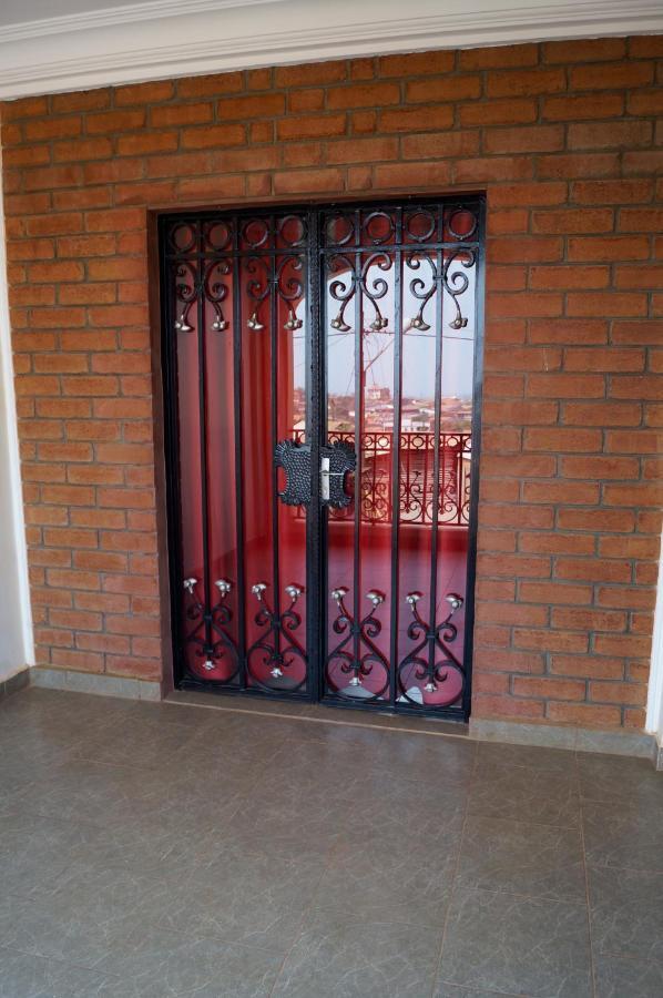 Residence Vicyma 2 P Tout Confort Bafoussam Centre Exterior photo